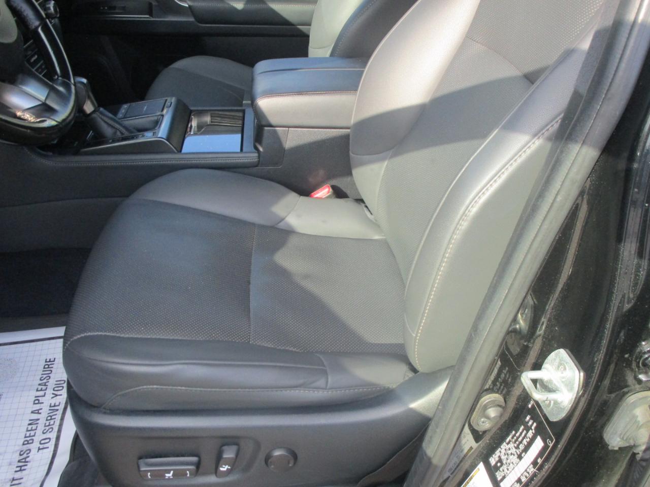 Lexus GX 460 4WD 4dr Premium 2023