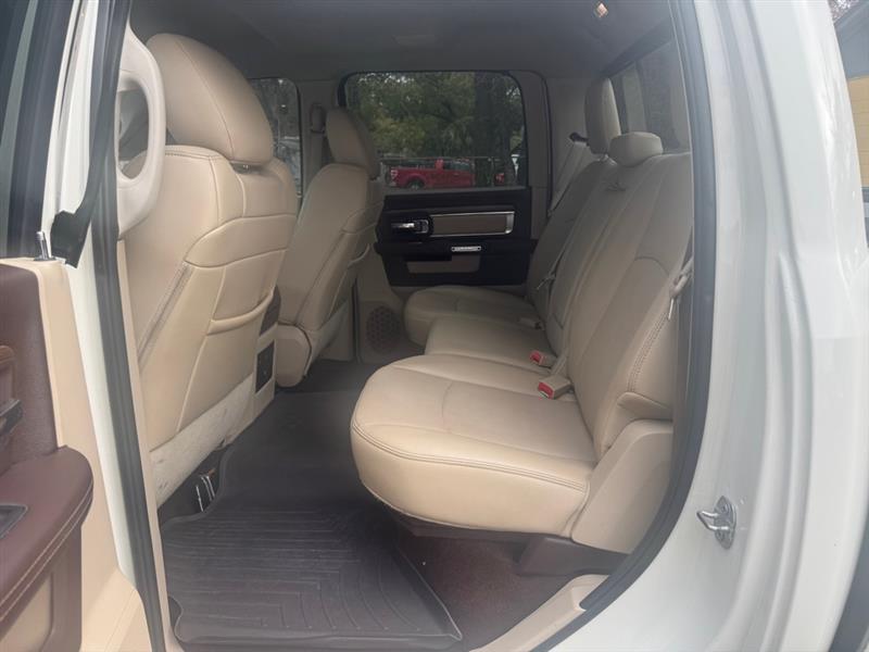 RAM 1500 Laramie Crew Cab SWB 2WD 2017