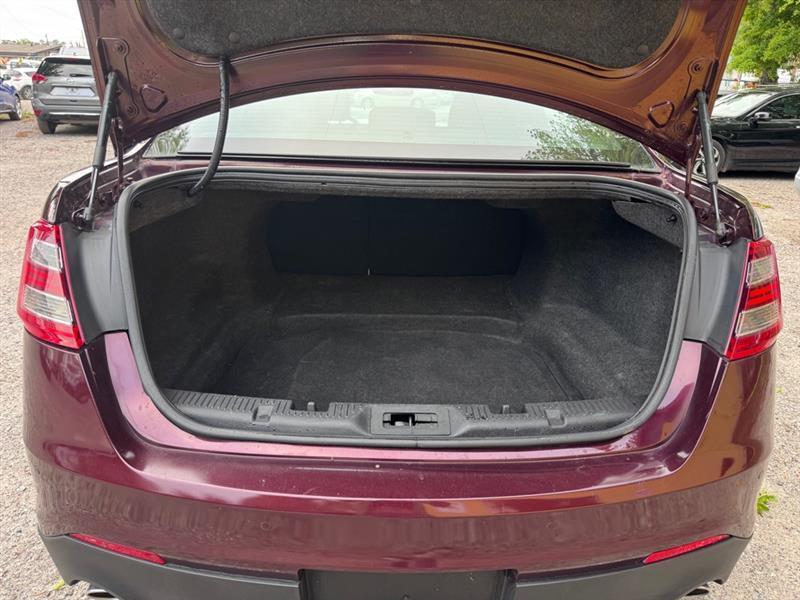 Ford Taurus SEL FWD 2018