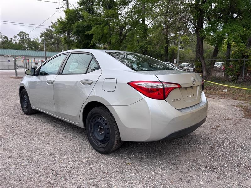 Toyota Corolla LE CVT 2016