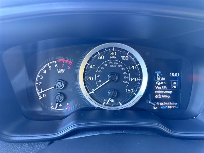 Toyota Corolla LE 2021