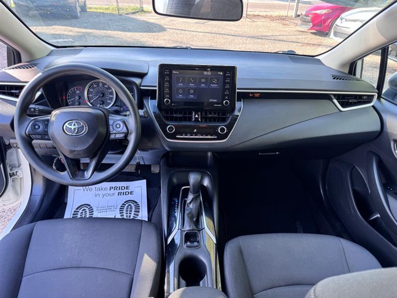 Toyota Corolla LE 2021