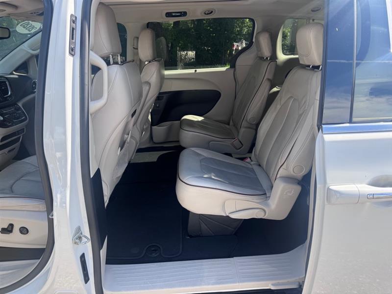 Chrysler Pacifica Limited 2020