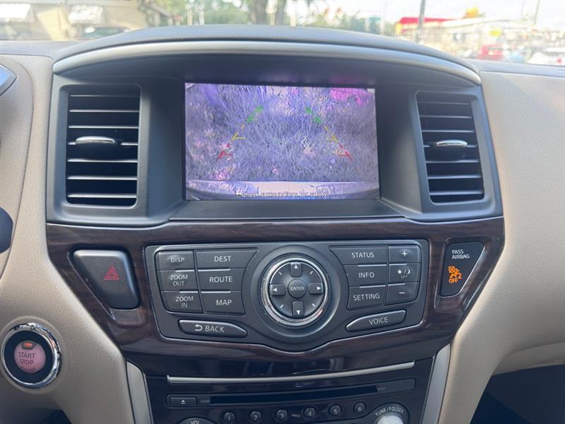 Nissan Pathfinder S 4WD 2014
