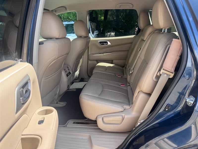 Nissan Pathfinder S 4WD 2014