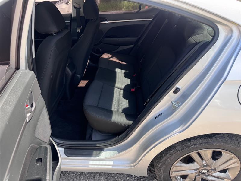 Hyundai Elantra Limited 2019