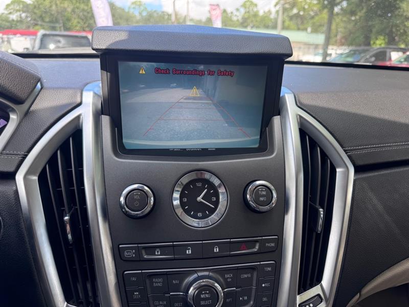 Cadillac SRX Luxury 2012