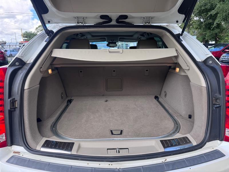 Cadillac SRX Luxury 2012