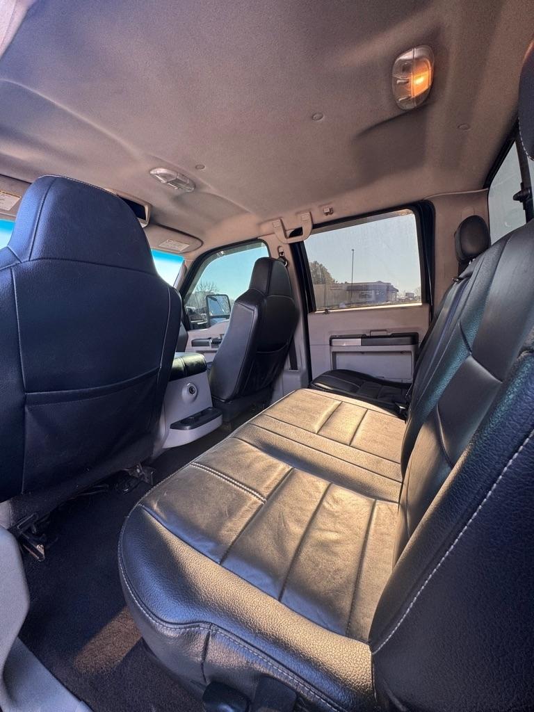 Ford F-250 SD XL Crew Cab 4WD 2008