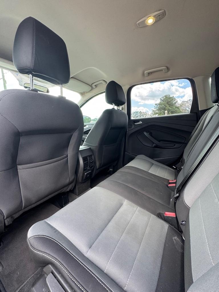 Ford Escape SE FWD 2016