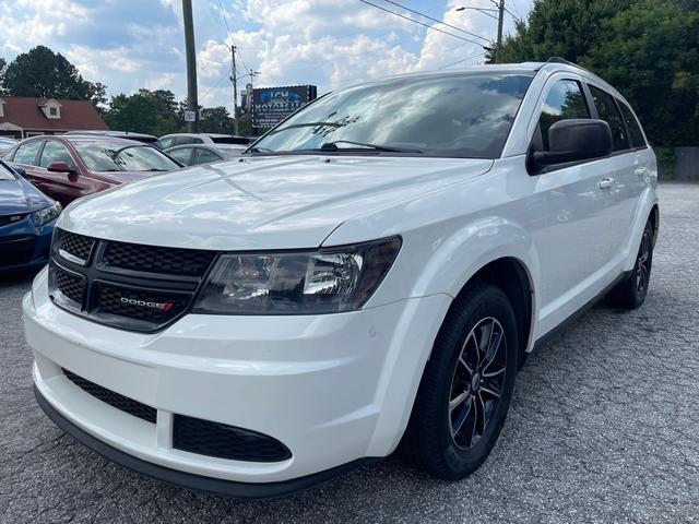 White 2018 Dodge Journey SE FWD SUV / Crossover Front-Wheel Drive Automatic