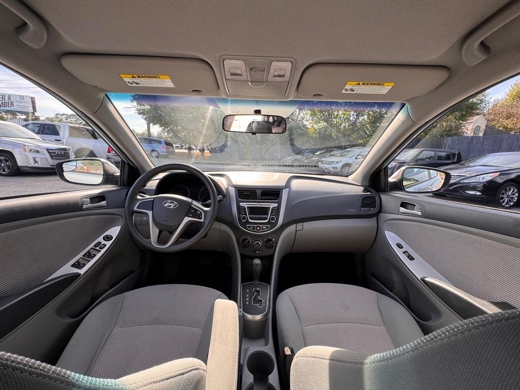 Hyundai Accent GS 5-Door 2014