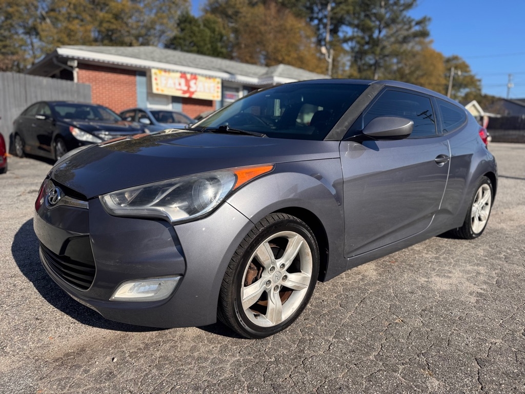 2014 Hyundai Veloster Base's photo