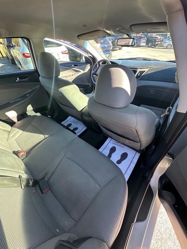 Hyundai Sonata GLS 2013