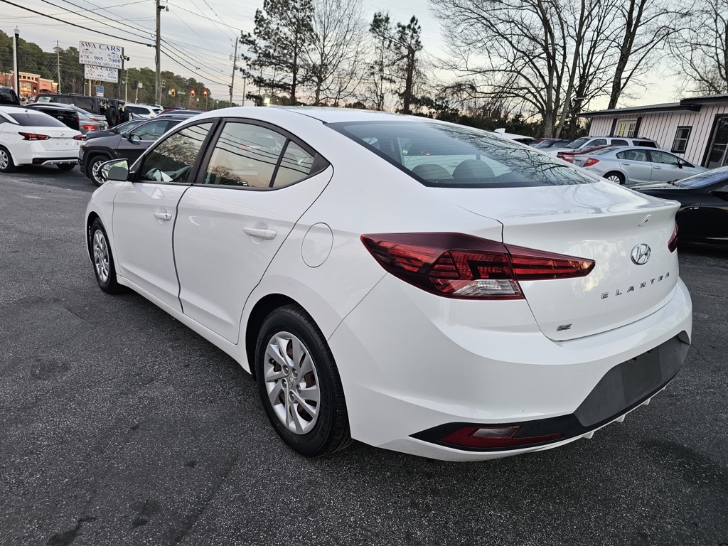Hyundai Elantra SE 6M 2019