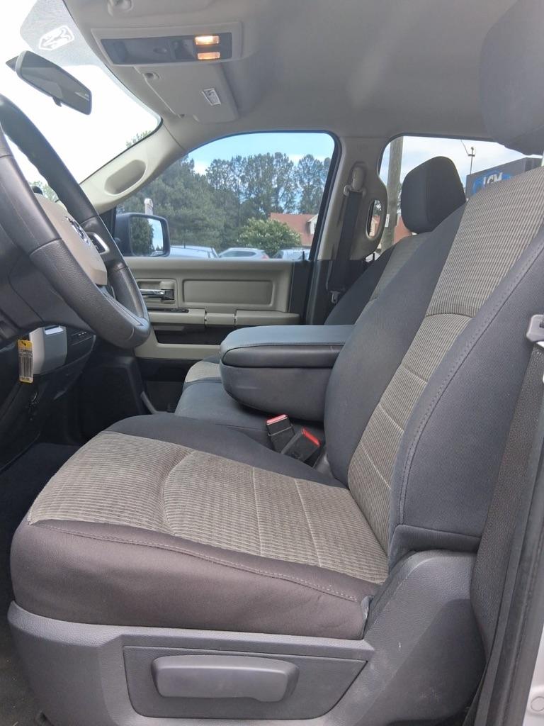 Dodge Ram 1500 SLT Crew Cab 2WD 2009