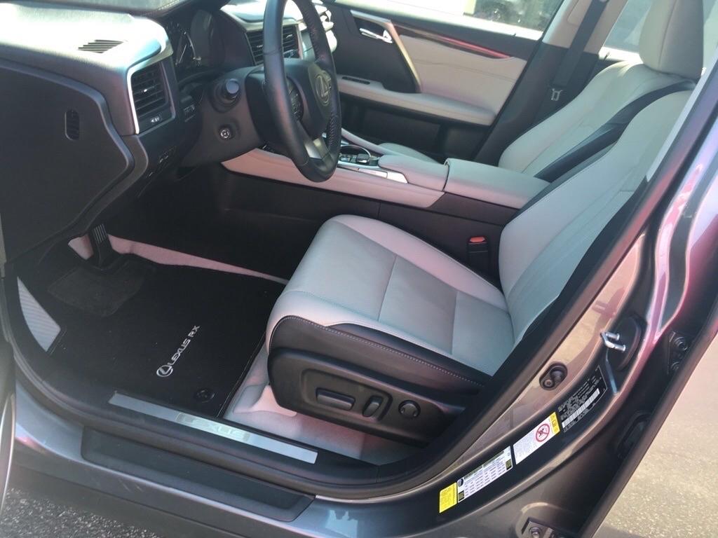 Lexus RX 350 Base 4D SUV AWD 2017