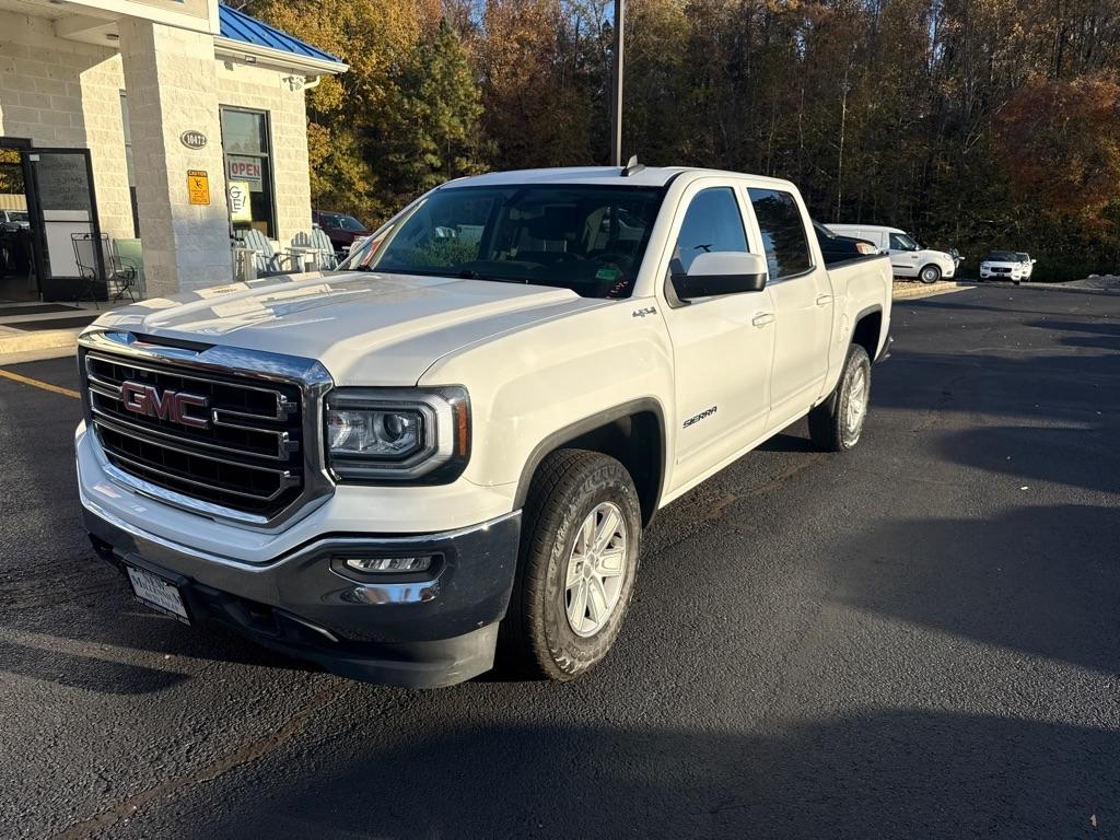 GMC Sierra 1500 4WD Crew Cab 143.5" SLE1 2017