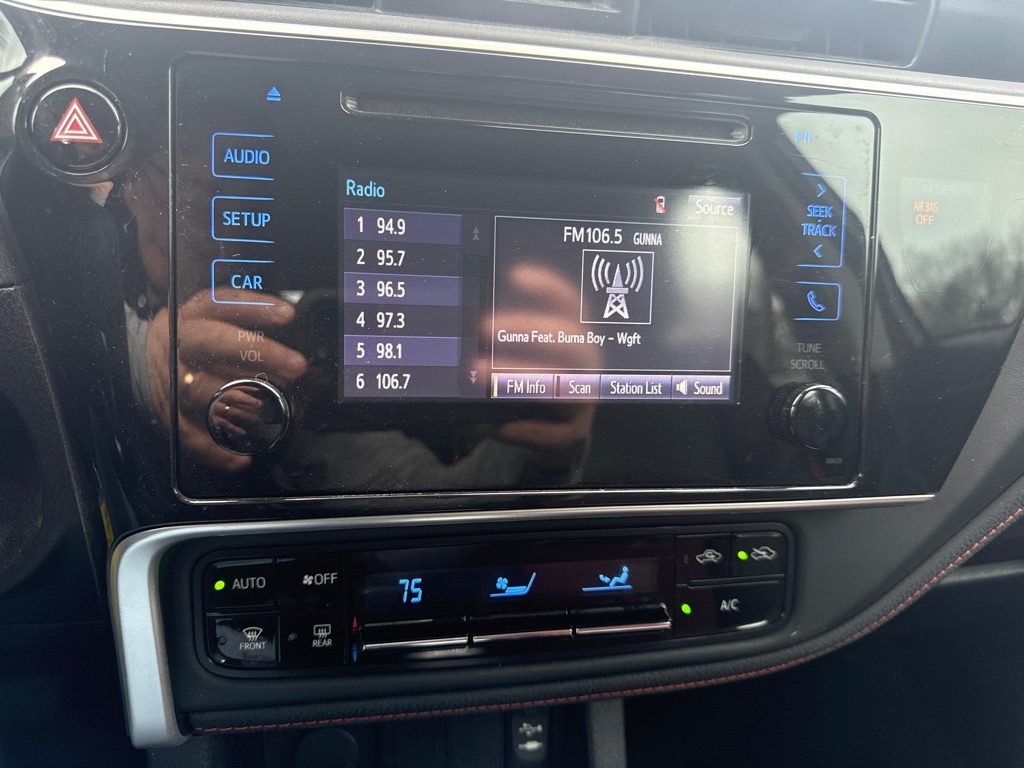 Toyota Corolla  2018