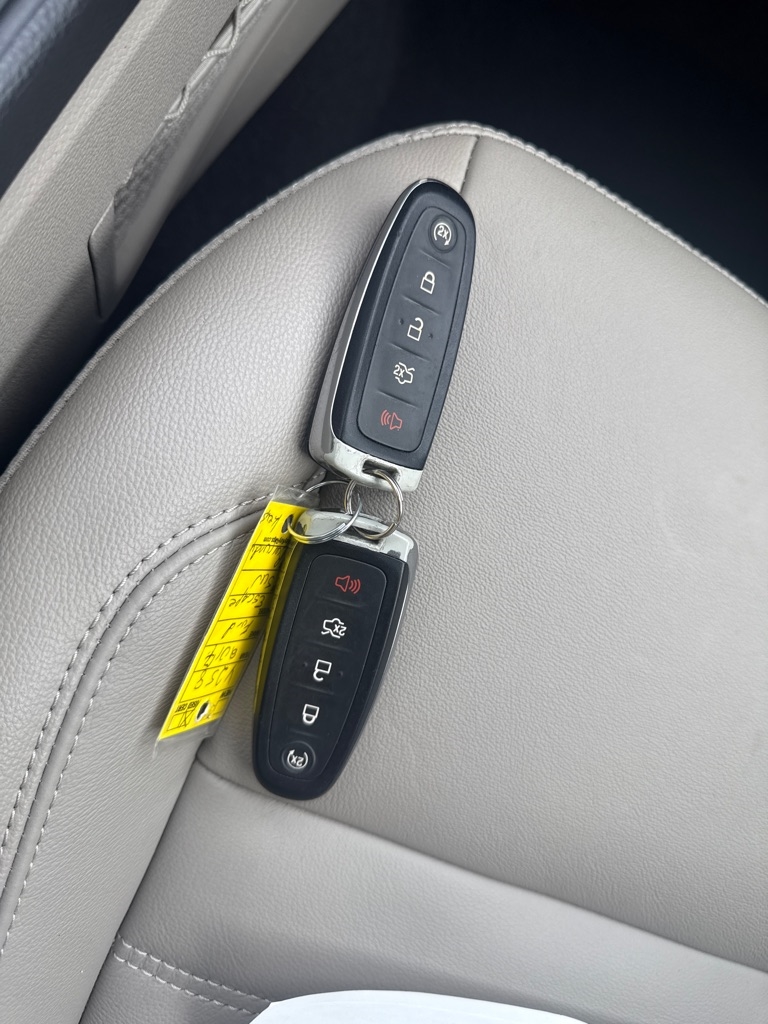 Ford Escape 4WD 4dr Titanium 2017