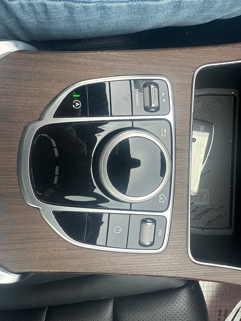 Mercedes-Benz C-Class  2019