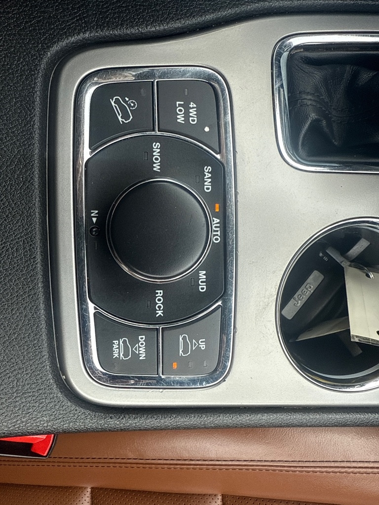 Jeep Grand Cherokee  2021