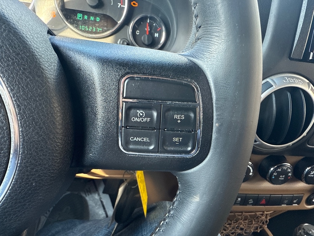 Jeep Wrangler 4WD 4dr Unlimited Sahara 2015