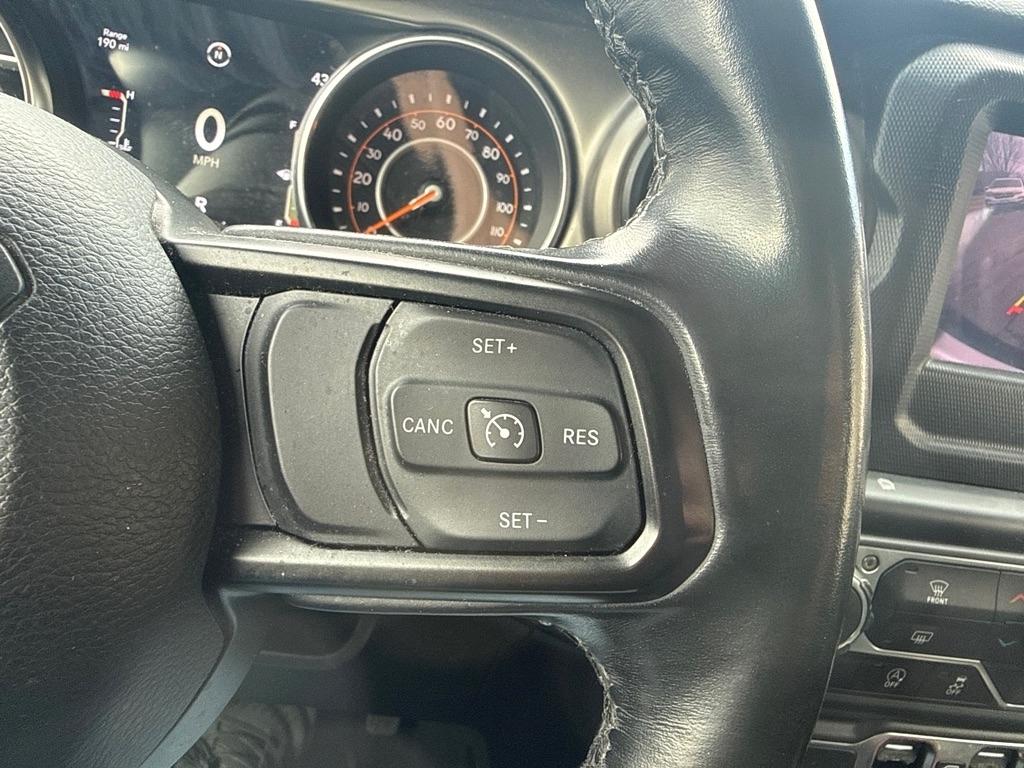 Jeep Wrangler 4WD 4dr Unlimited Sahara 2015