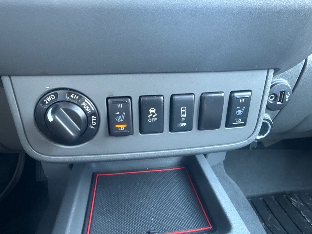 Nissan Frontier 4WD Crew Cab SWB Auto SV 2019