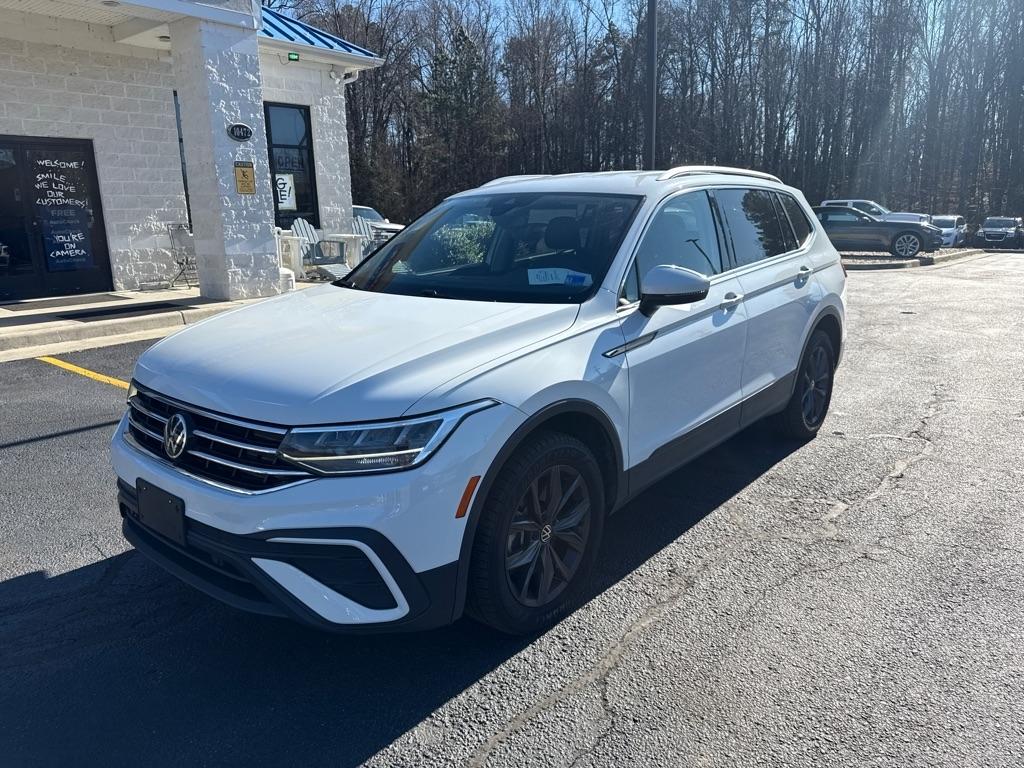2022 Volkswagen Tiguan 4WD 4dr SE 4Motion