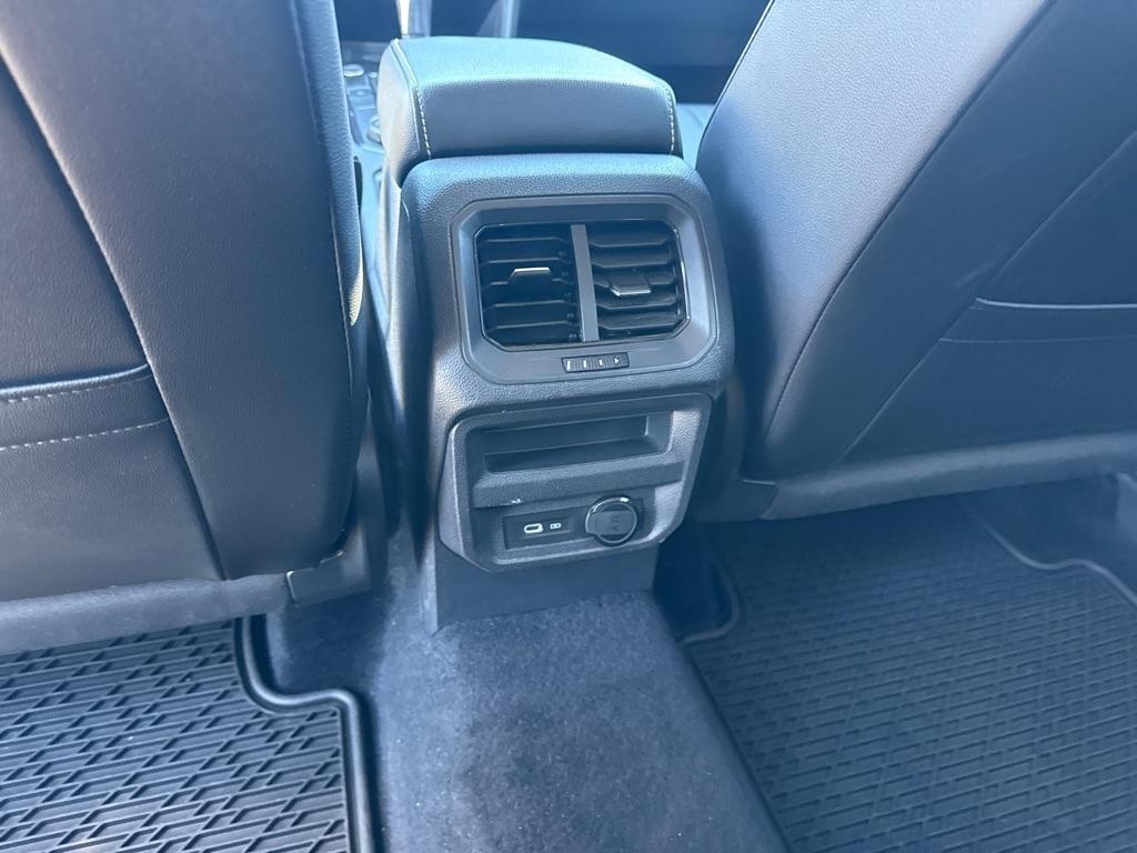 Volkswagen Tiguan 4WD 4dr SE 4Motion 2022