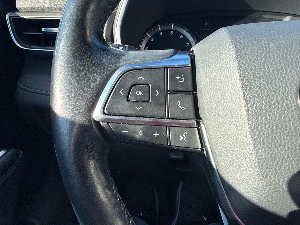 Toyota Highlander FWD 4dr V6 Limited (Natl) 2021