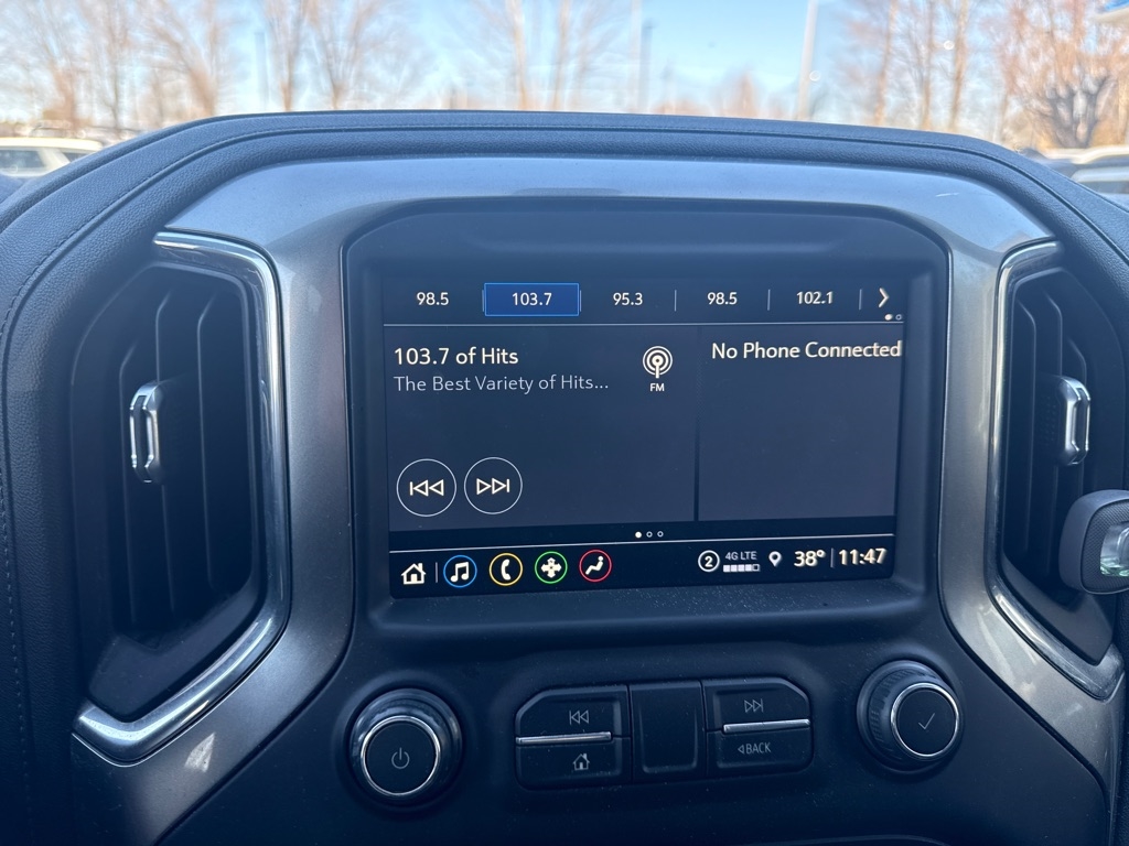 Chevrolet Silverado 1500 RST Crew Cab 4WD SWB 2021