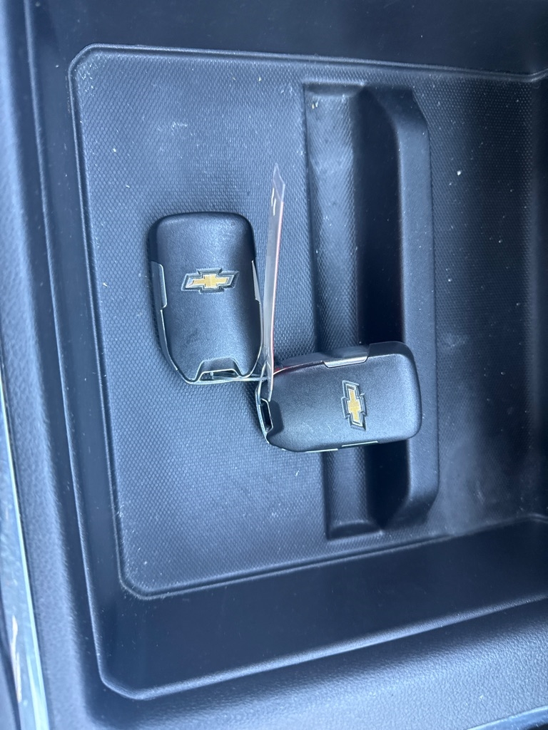 Chevrolet Silverado 1500 RST Crew Cab 4WD SWB 2021