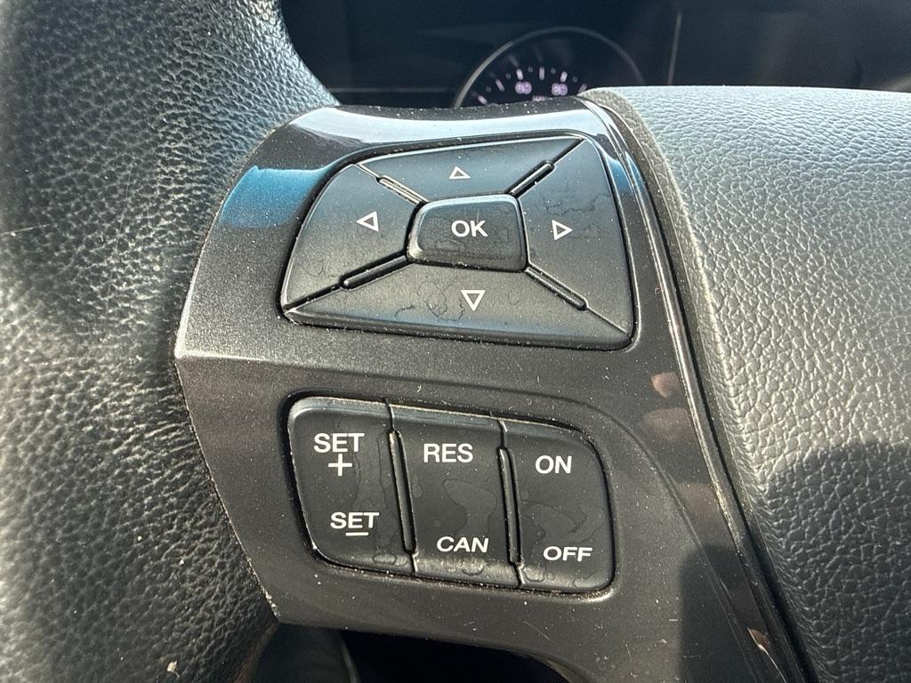 Ford Explorer XLT 4-Door 2WD 2017