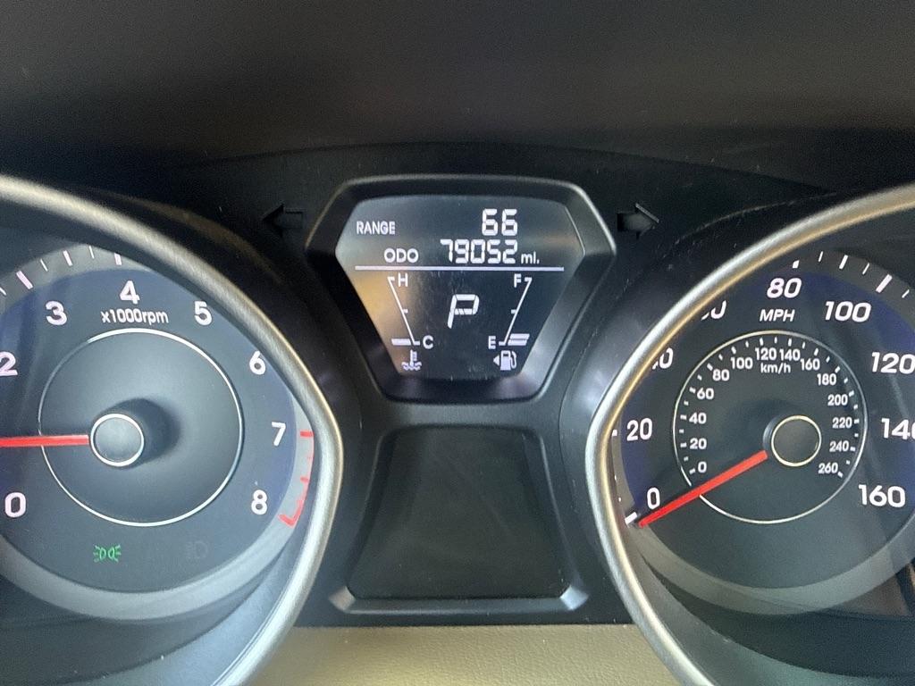 Hyundai Elantra GLS 4D Sedan 2013