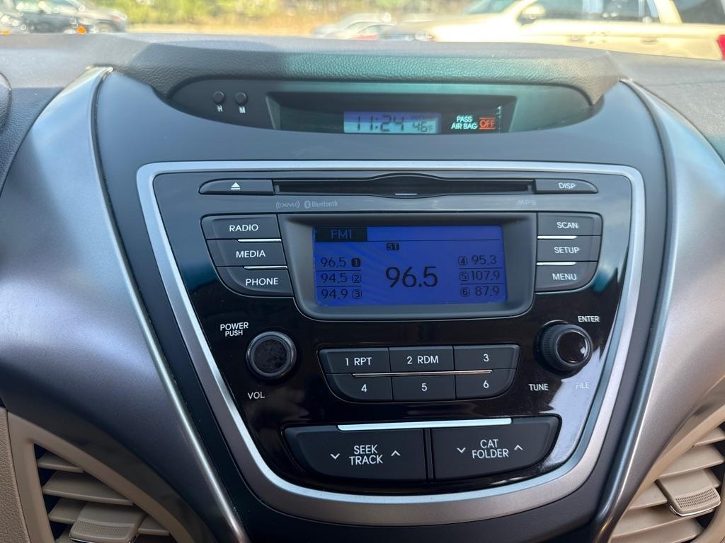 Hyundai Elantra GLS 4D Sedan 2013