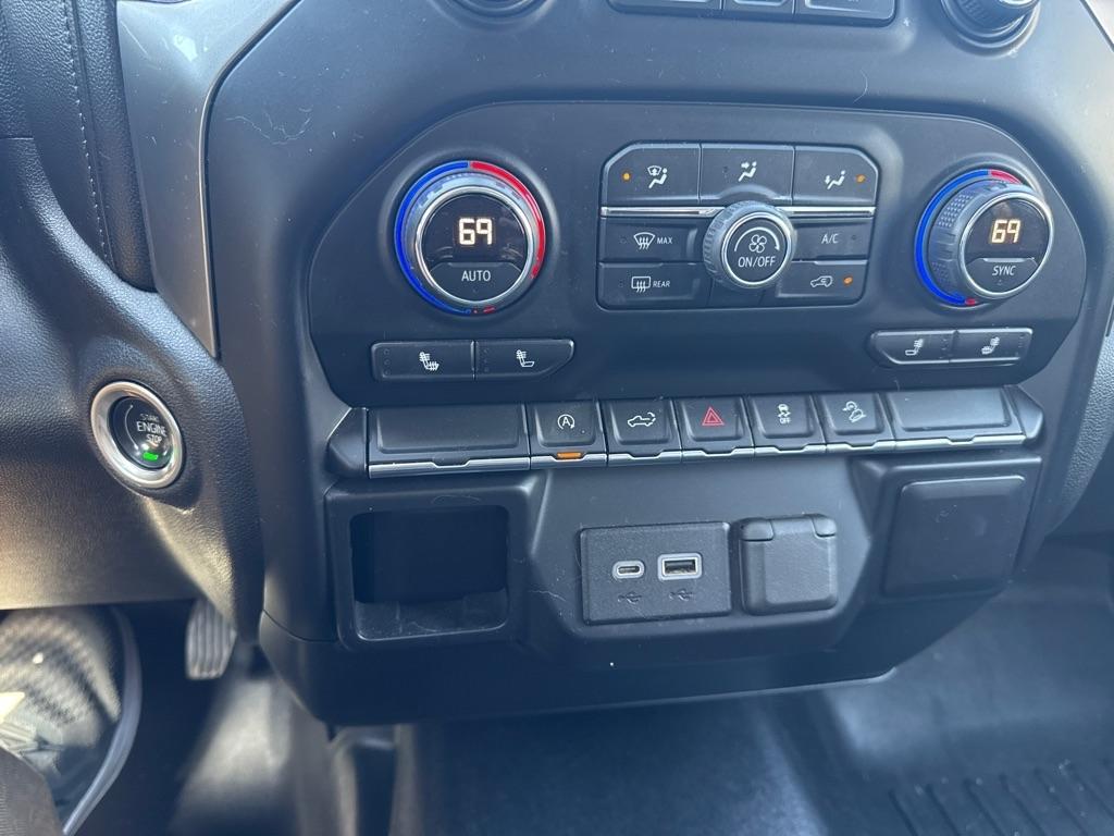 Chevrolet Silverado 1500 LT Crew Cab 4WD SWB 2019