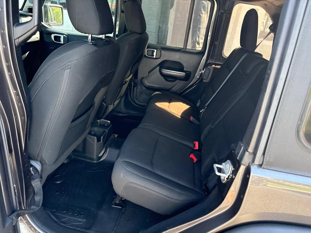 Jeep Wrangler  2019