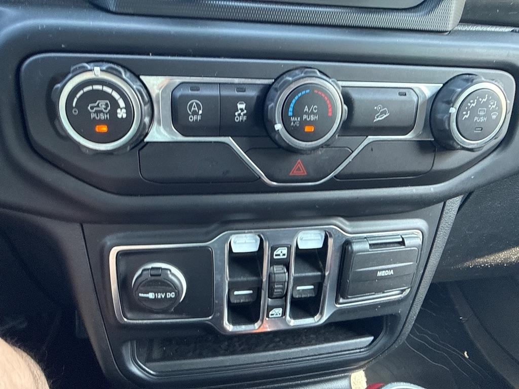 Jeep Wrangler  2019