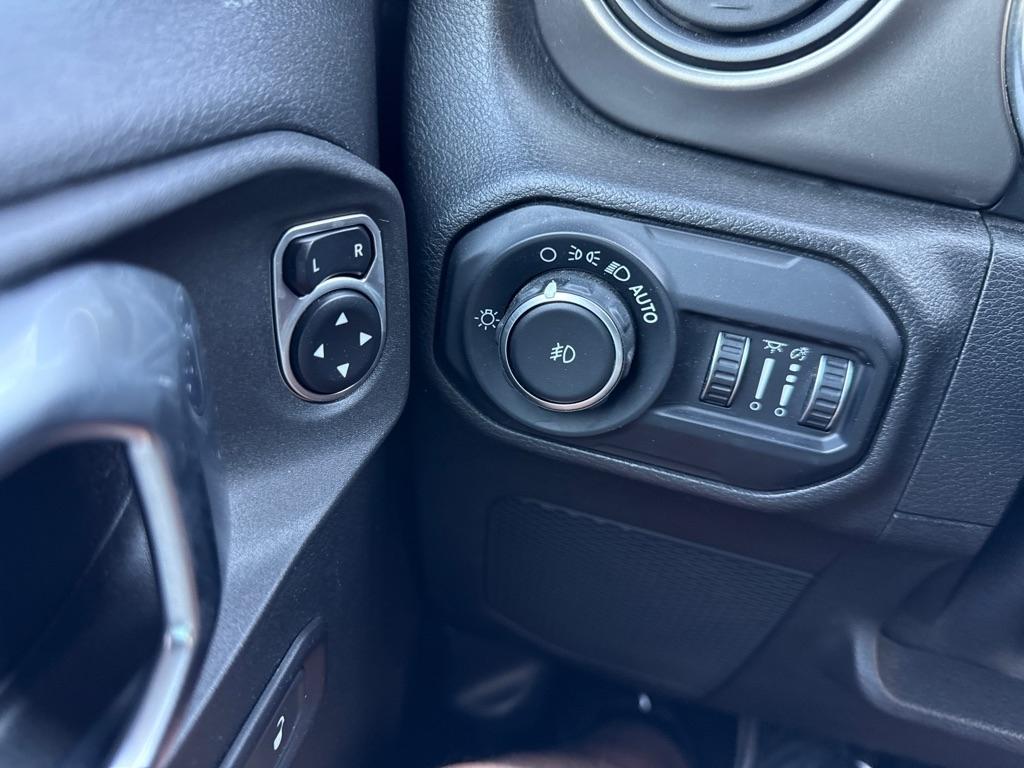 Jeep Wrangler  2019