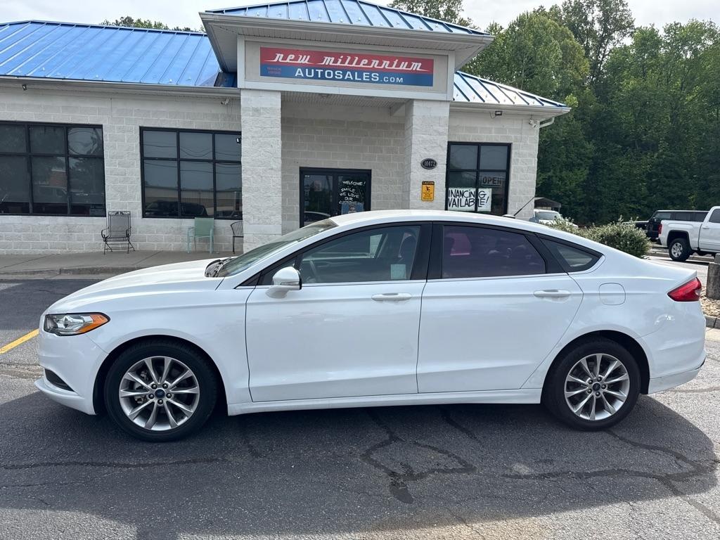 Ford Fusion SE 4D Sedan 2017