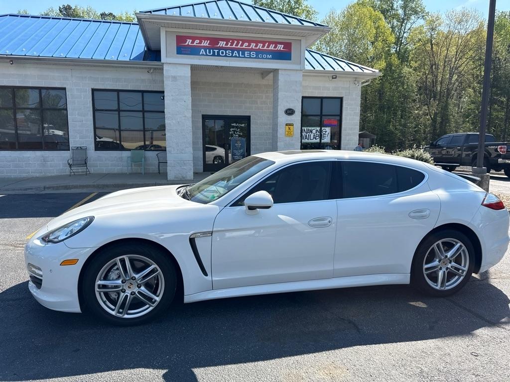 Porsche Panamera  2011