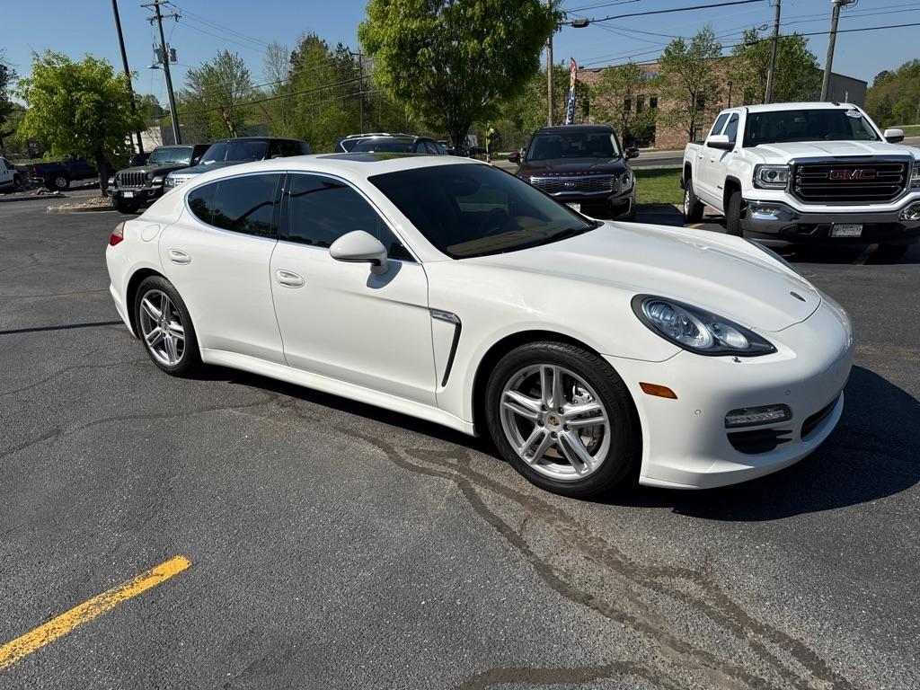 Porsche Panamera  2011