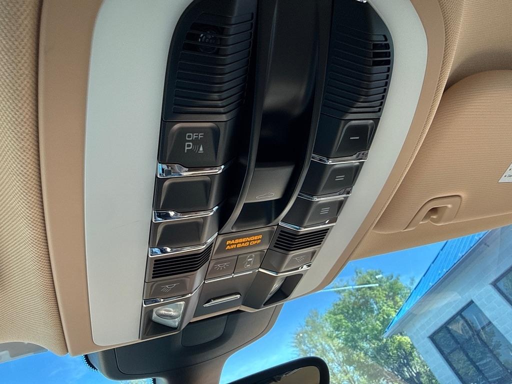 Porsche Panamera  2011