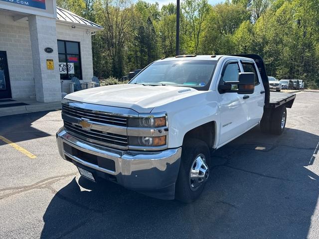 White 2016 Chevrolet Silverado 2500HD Pickup Truck Automatic