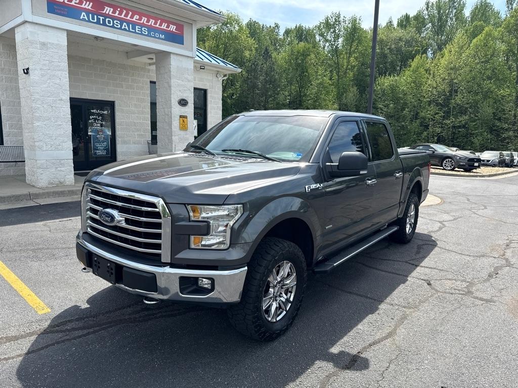 Ford F-150 4WD SuperCrew 145" XLT 2017