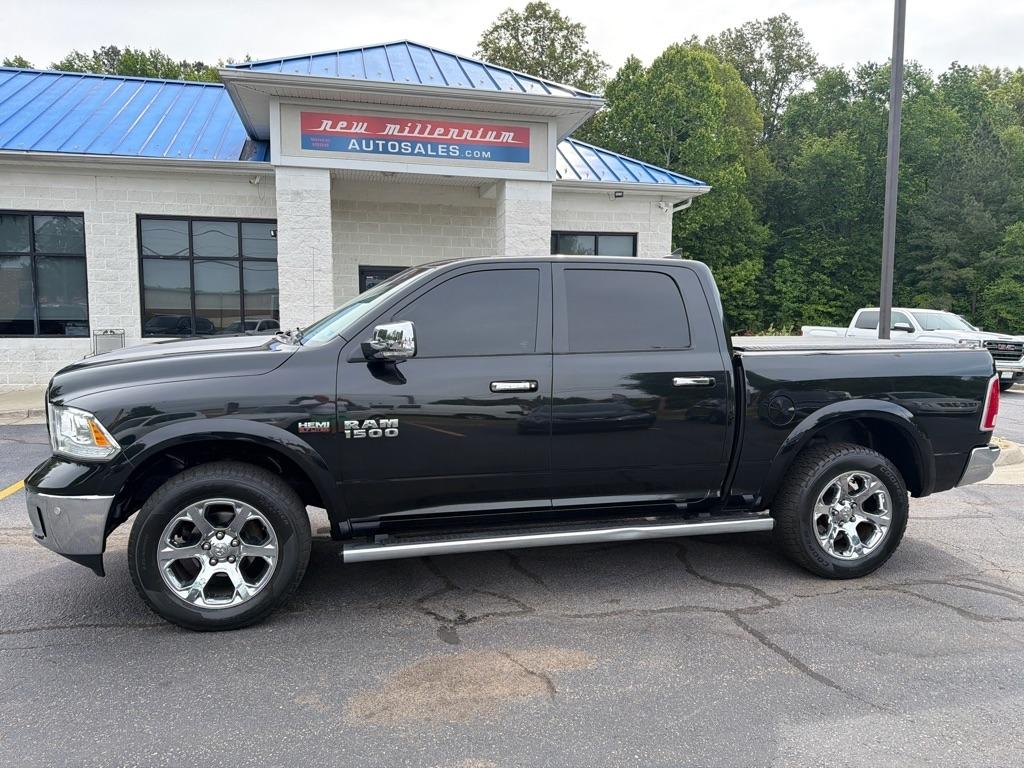 RAM 1500 4WD Crew Cab 140.5" Laramie 2018