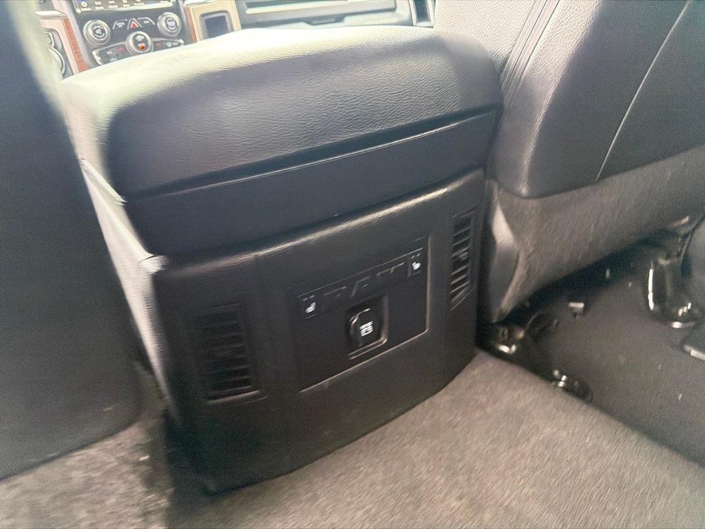 RAM 1500 4WD Crew Cab 140.5" Laramie 2018