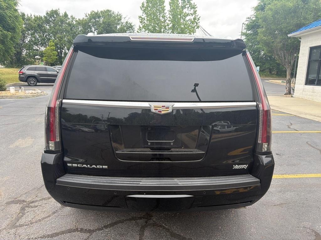 Cadillac Escalade 4WD 4dr Premium 2015